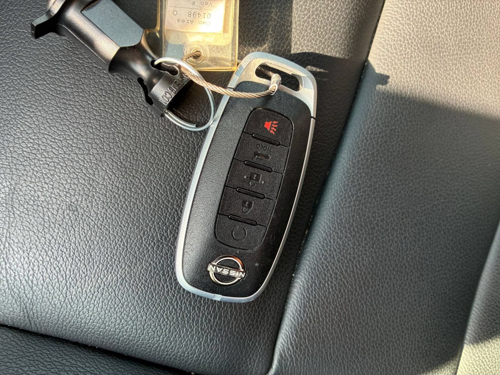 Used 2026 Nissan Rogue SL FWD image 20
