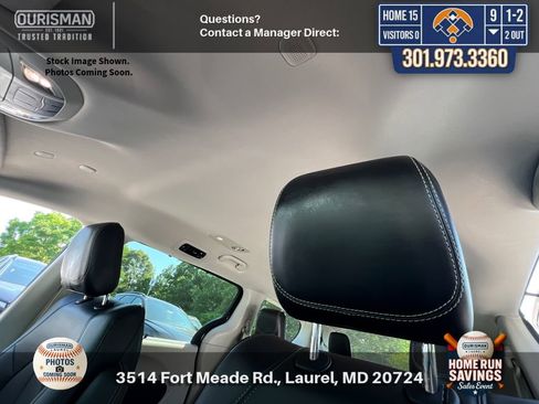 Used 2024 Chrysler Pacifica Touring-L FWD image 18