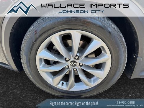 Used 2019 INFINITI QX50 Luxe w/ Navigation Package AWD/4WD image 9