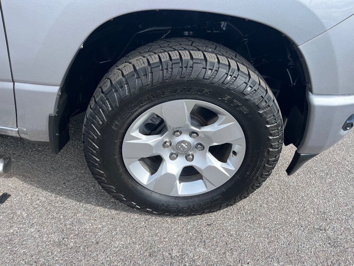 Used 2019 RAM 1500 Big Horn AWD/4WD image 44