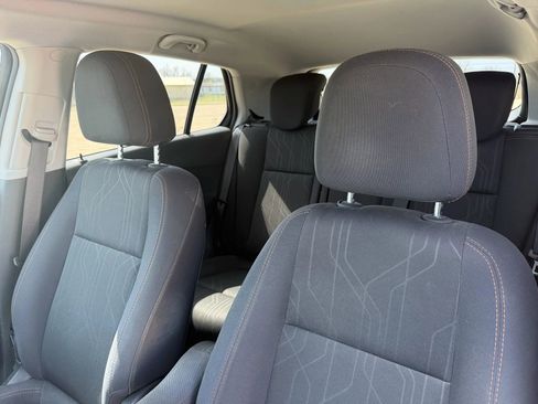 Used 2017 Chevrolet Trax LT image 8