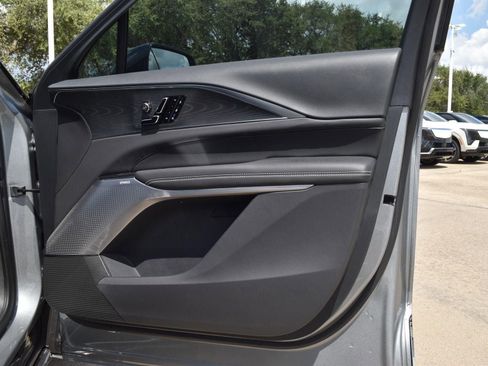 New 2026 Cadillac Lyriq V AWD/4WD image 86