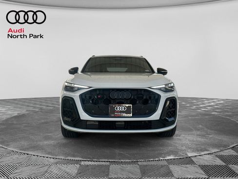 Used 2025 Audi SQ5 Premium Plus AWD/4WD image 8