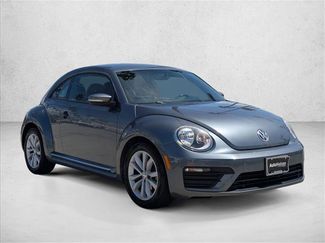 Used 2017 Volkswagen Beetle 1.8T FWD video 3