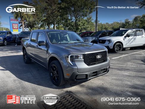 New 2025 Ford Maverick Lariat w/ Black Appearance Package image 1