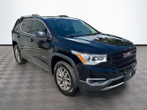 Used 2019 GMC Acadia SLE w/ LPO, Black Accent Package FWD image 4
