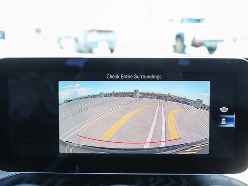 Used 2020 Mercedes-Benz GLC 300 image 26