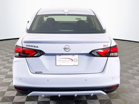 New 2025 Nissan Versa SR w/ Trunk Package image 6