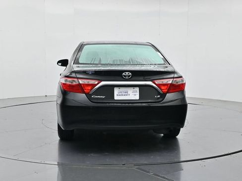 Used 2017 Toyota Camry LE FWD image 8