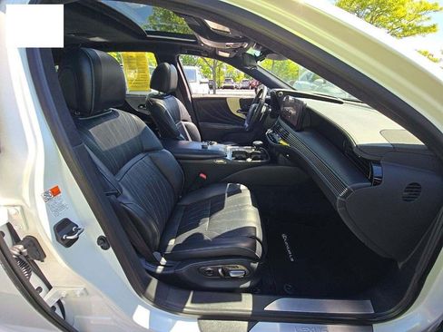 Used 2023 Lexus LS 500h AWD w/ Luxury Package image 6