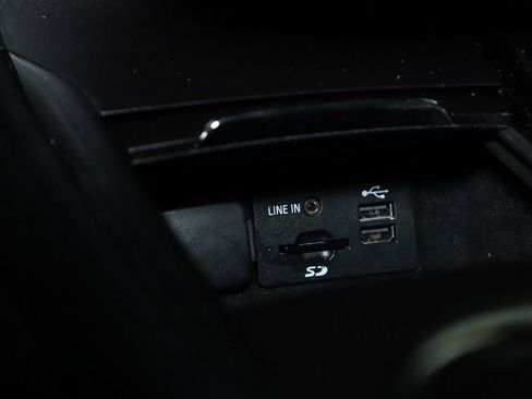 Used 2015 Lincoln MKC FWD w/ Equipment Group 102A Reserve image 29