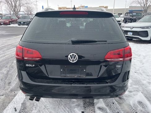 Used 2015 Volkswagen Golf TDI SEL image 3