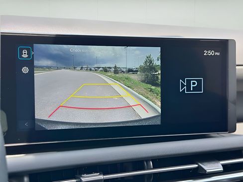 Used 2025 Hyundai Santa Cruz SEL image 14