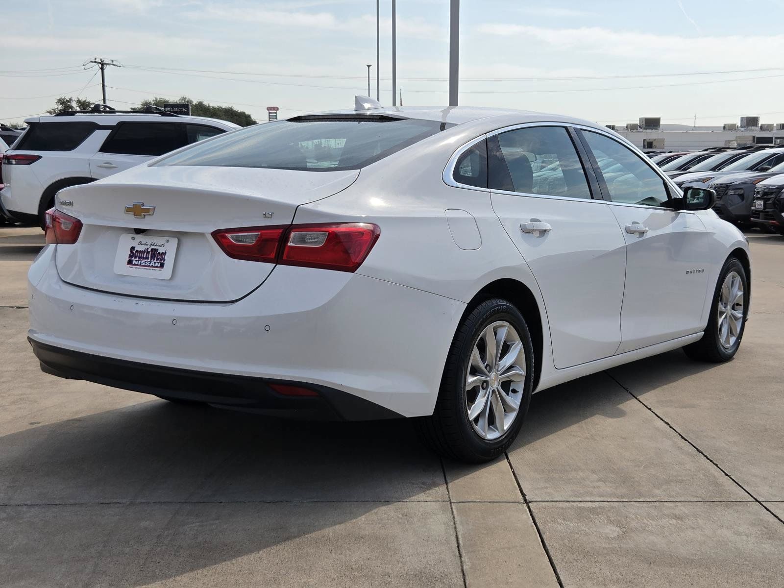 Used 2024 Chevrolet Malibu LT FWD image 6
