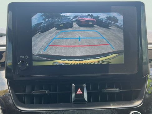 Used 2024 Toyota Corolla LE FWD image 14