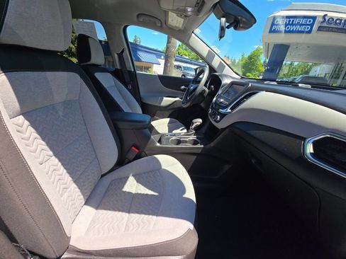 Used 2022 Chevrolet Equinox LT FWD image 11