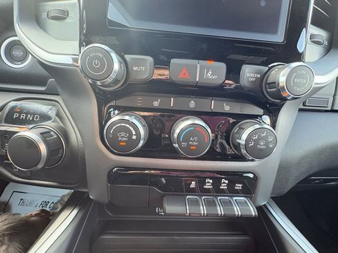 New 2026 RAM 1500 4x4 Crew Cab image 29