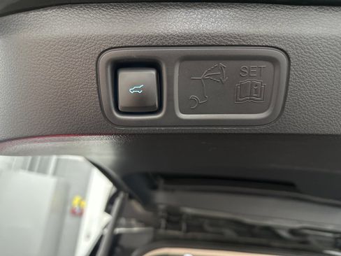 Used 2022 Ford Expedition Max XLT image 38