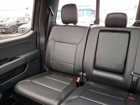 Used 2022 Ford F150 Lariat image 13