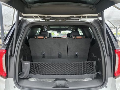 Used 2023 GMC Yukon Denali Ultimate image 24