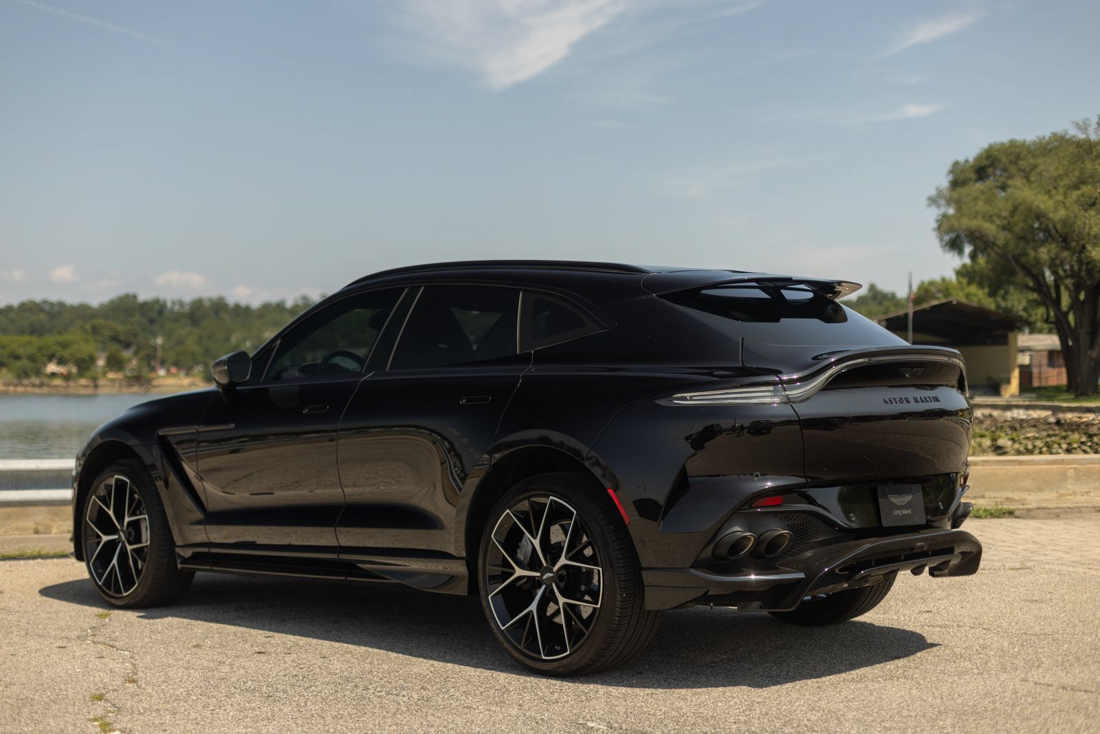 Used 2025 Aston Martin DBX 707 AWD/4WD image 52