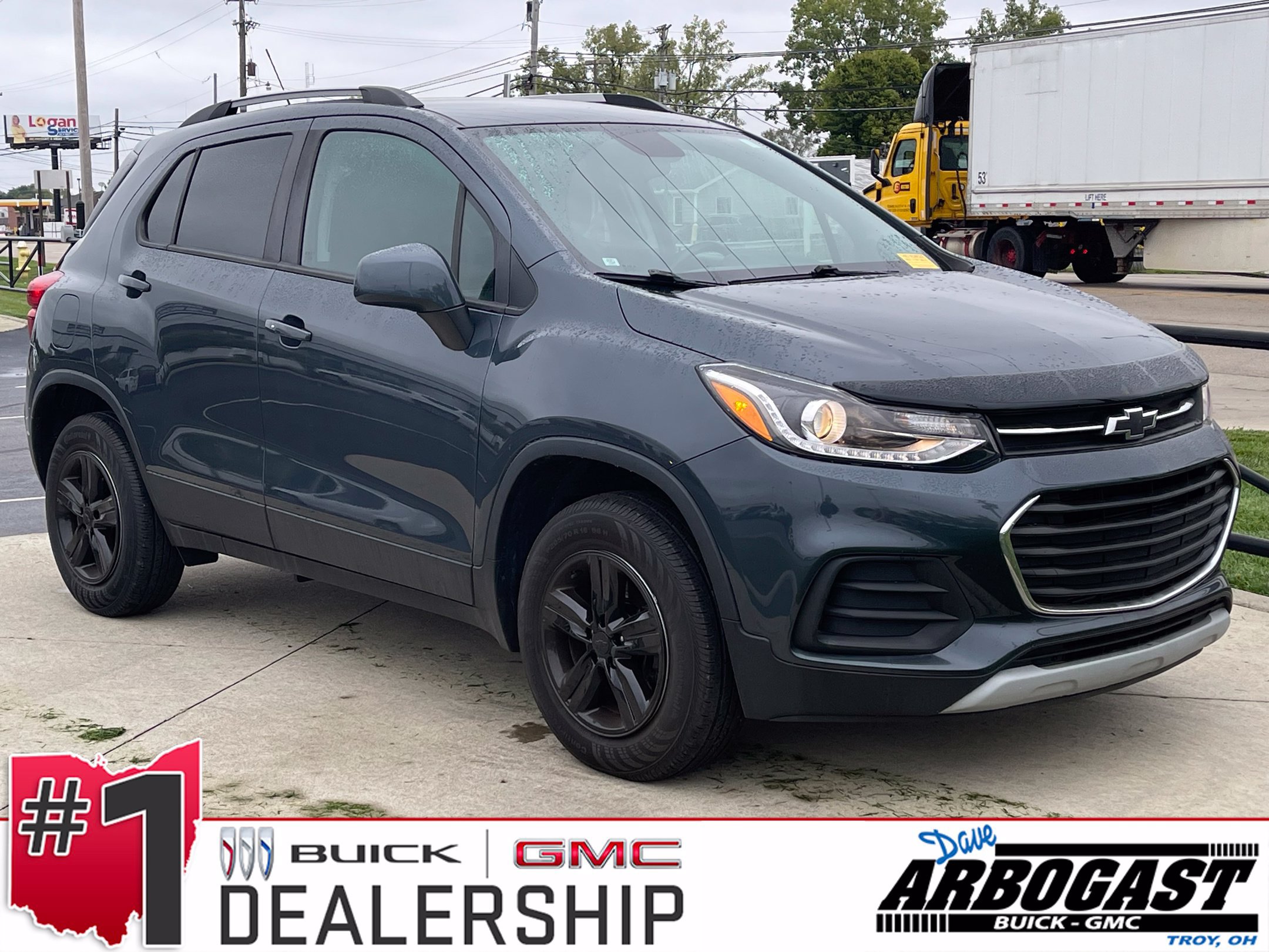 Used 2021 Chevrolet Trax LT w/ Driver Confidence Package AWD/4WD image 1