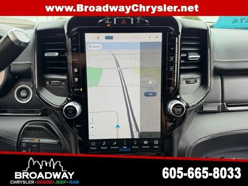 Used 2024 RAM 3500 Limited AWD/4WD image 21