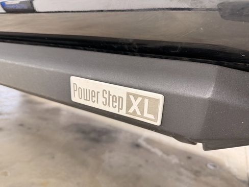 Used 2022 Chevrolet Silverado 2500 High Country w/ Z71 Off-Road Package image 19