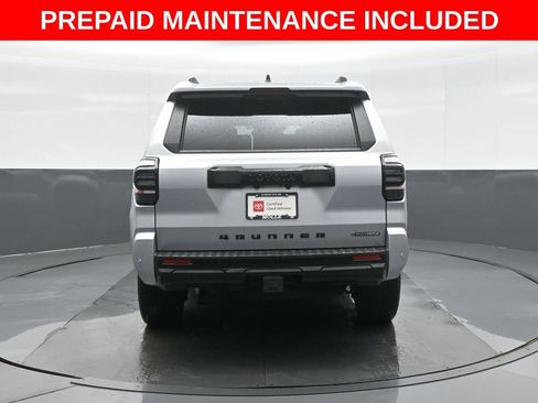 Certified 2026 Toyota 4Runner Platinum AWD/4WD image 6