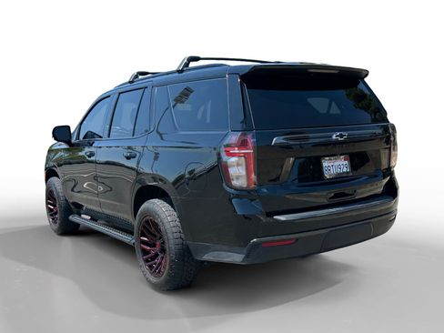Used 2021 Chevrolet Tahoe Z71 w/ Z71 Signature Package AWD/4WD image 3