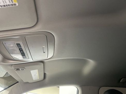 Used 2021 Chevrolet Colorado LT w/ LT Convenience Package image 22