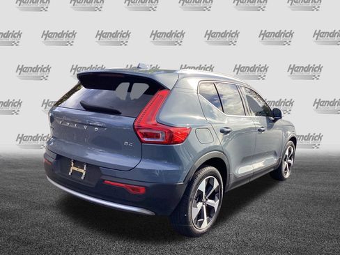 Certified 2023 Volvo XC40 B4 Plus w/ Protection Package Premier image 10