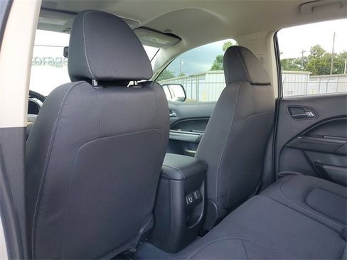 Used 2019 Chevrolet Colorado LT w/ LT Convenience Package image 12