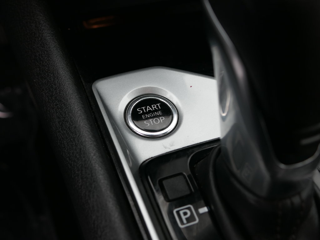 Used 2024 Nissan Altima 2.5 SV FWD image 19