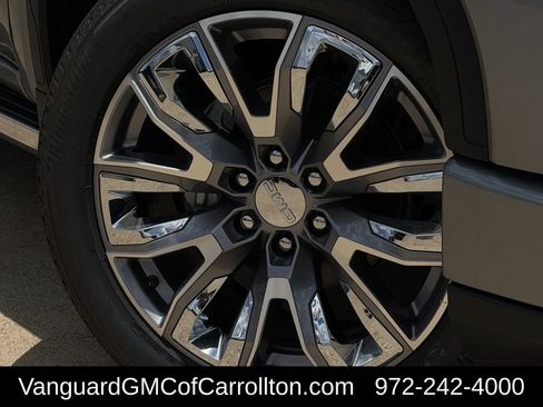 New 2026 GMC Sierra 1500 Denali w/ Denali Reserve Package AWD/4WD image 9