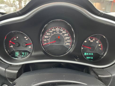 Used 2013 Dodge Avenger SXT w/ Rallye Appearance Group image 15