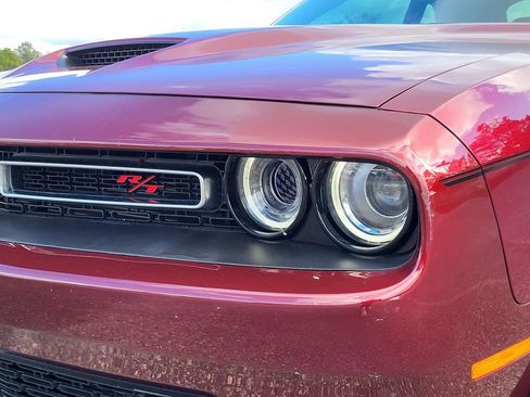 Used 2022 Dodge Challenger R/T w/ Plus Package image 9