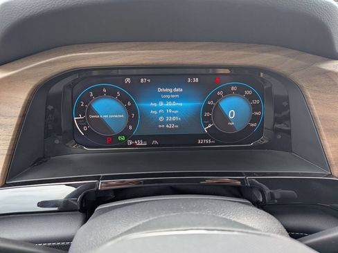 Used 2025 Volkswagen Atlas SE FWD image 16