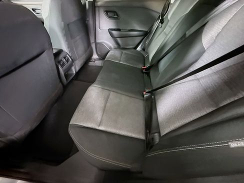 Certified 2021 Nissan Rogue S image 26