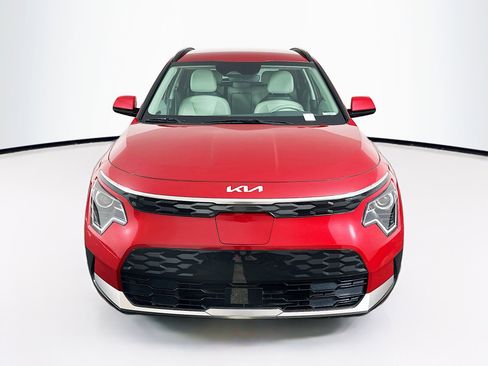 Used 2023 Kia Niro Wind w/ Wind Preserve Package image 2