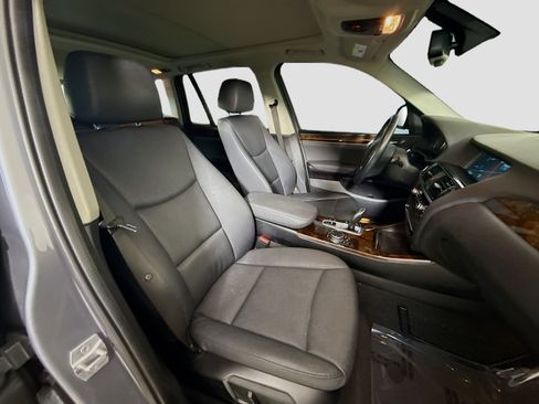 Used 2016 BMW X3 xDrive28i w/ Driver Assistance Package image 29