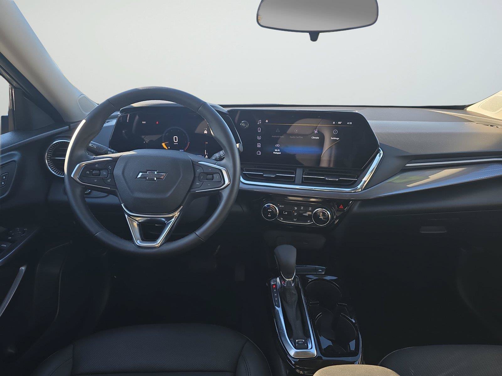 Used 2026 Chevrolet Trax ACTIV w/ Sunroof Package FWD image 9