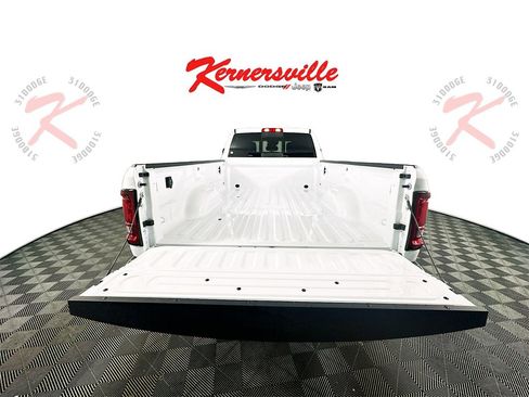 New 2026 RAM 2500 Tradesman image 15