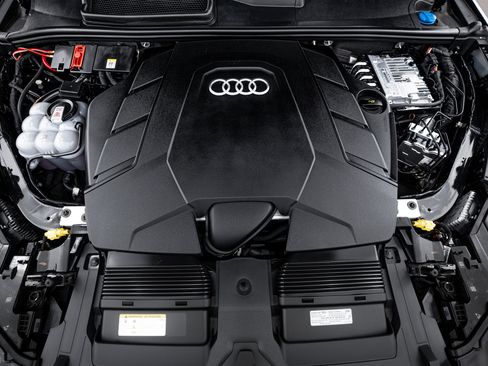 Certified 2025 Audi Q7 3.0T Premium Plus w/ Premium Plus Package image 21