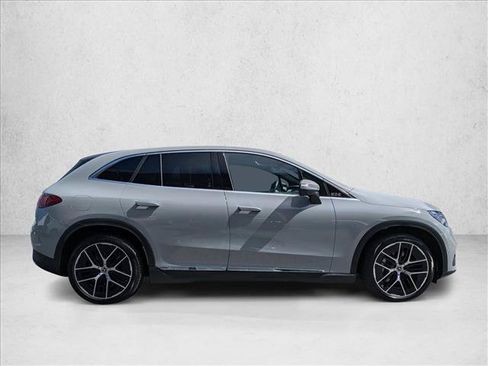 Certified 2026 Mercedes-Benz EQE 320 4MATIC SUV image 4