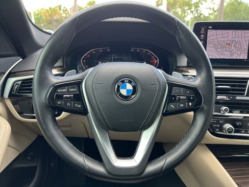 Used 2021 BMW 540i w/ Convenience Package RWD image 18