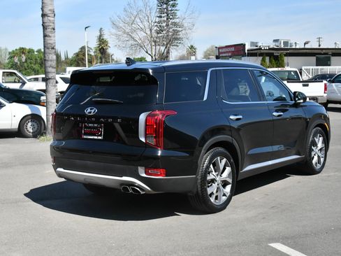 Used 2021 Hyundai Palisade SEL w/ Premium Package image 8