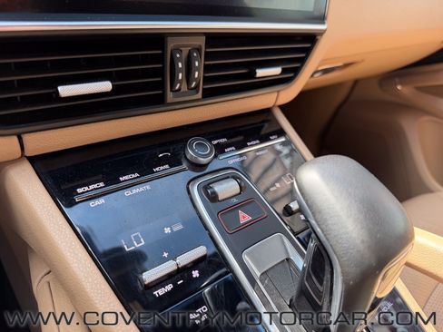 Used 2019 Porsche Cayenne AWD/4WD image 27
