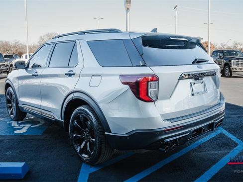 Certified 2021 Ford Explorer ST w/ Equipment Group 401A image 4