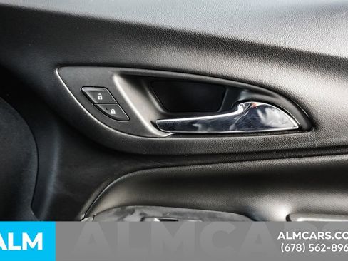 Used 2019 Chevrolet Equinox LT image 45